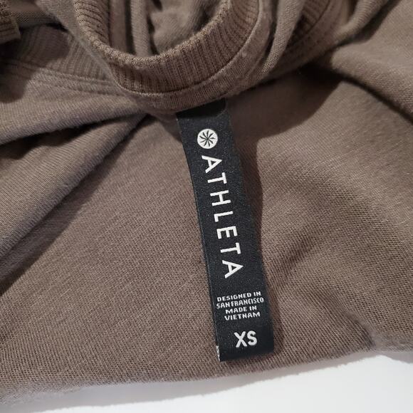 Athleta Cloudlight Restore Top Coffee House Womens Size XS Asymmetrical Yoga - Picture 9 of 12